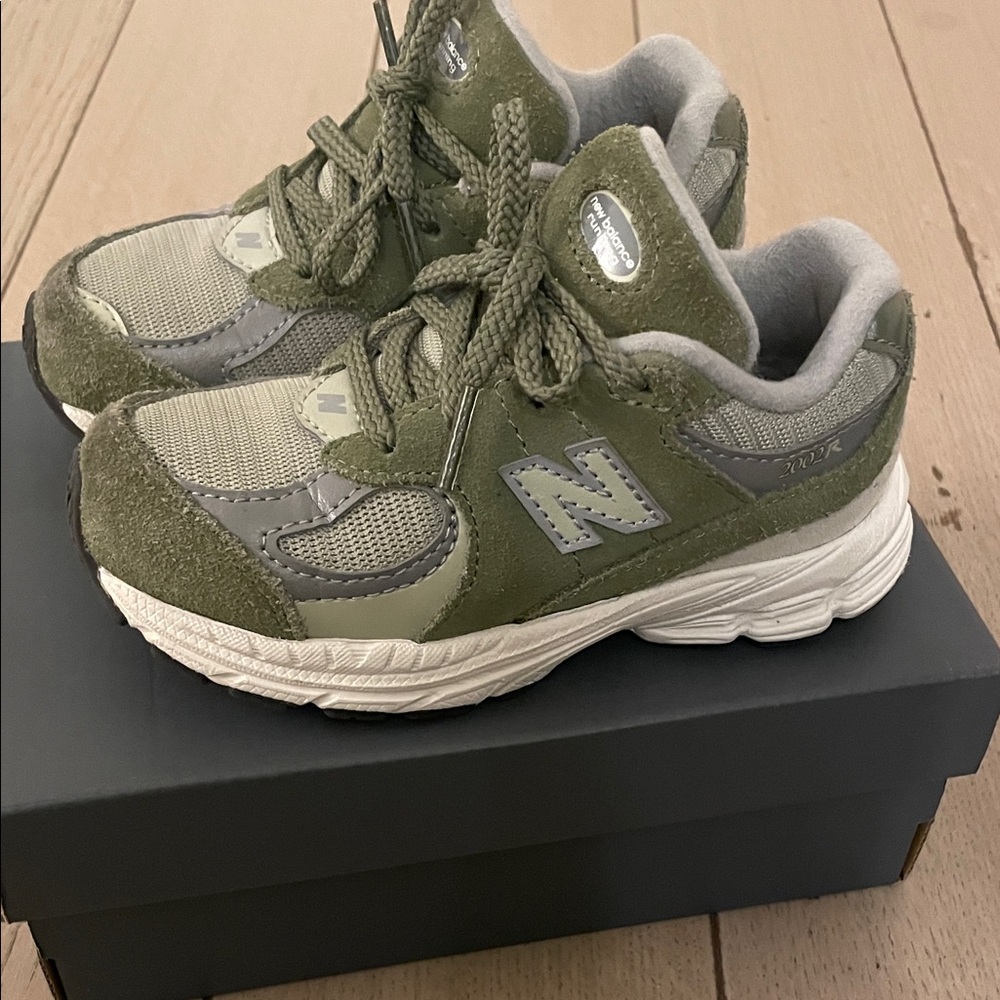 New Balance Kids Sneakers - Olive and Gray - Picture 3 of 5